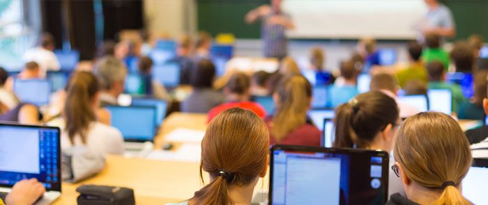 Scuola: un ponte hi-tech per l’università